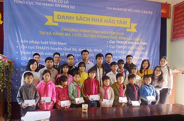 Đoàn cơ sở Tổng cục THADS hoạt động tình nguyện tại xã Vàng Ma Chải, huyện Phong Thổ, tỉnh Lai Châu